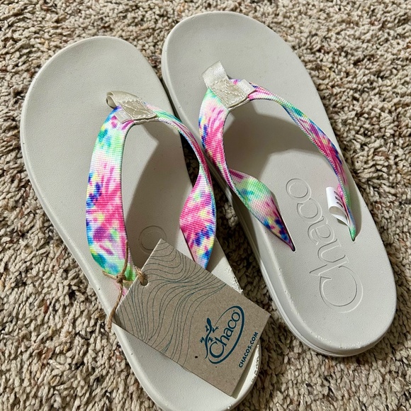 Chaco Flip Flops - NWT! - Picture 1 of 3